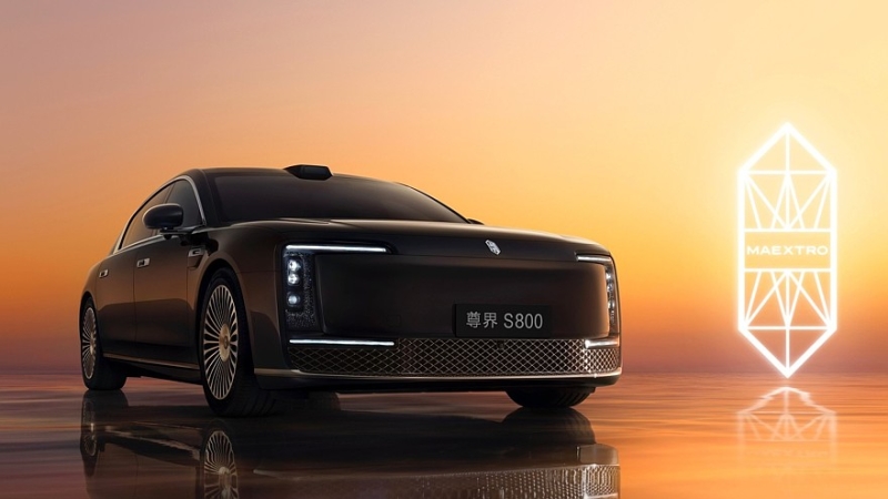 Huawei представила конкурента Maybach и Rolls-Royce: встречаем седан Maextro S800