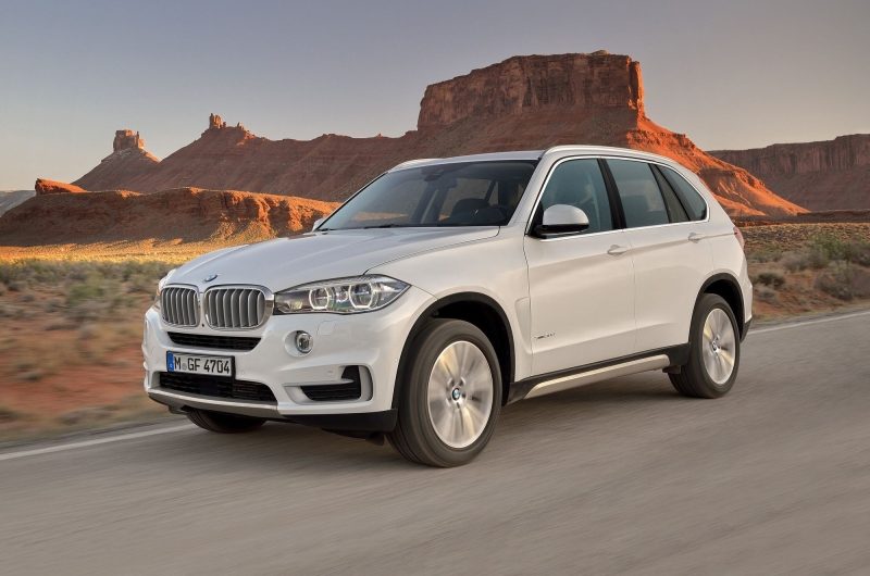 Средняя цена на BMW X5 с пробегом за год снизилась почти на треть