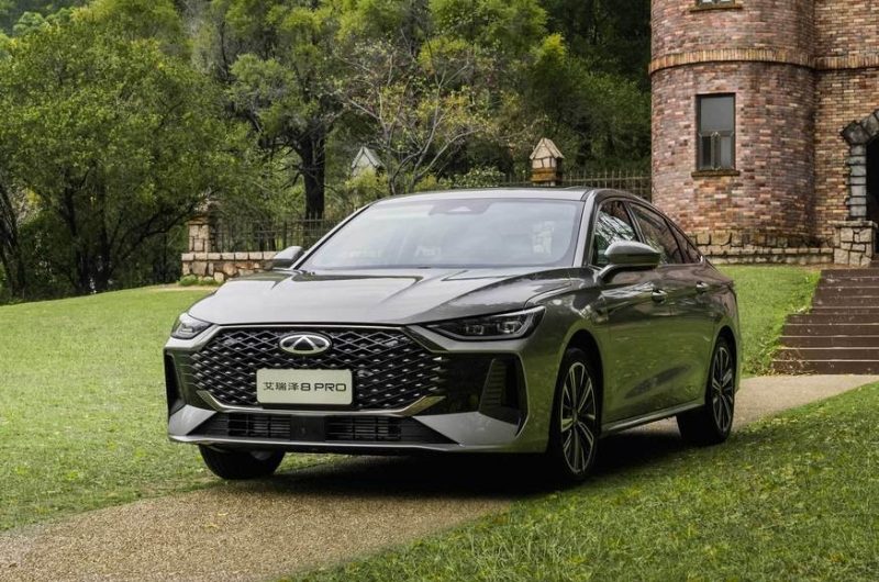 Обновлённый седан Chery Arrizo 8 Pro показали «живьём»