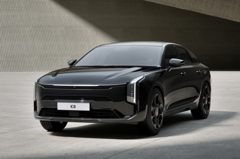 Обновлённый седан Kia K8 перестал быть эксклюзивом