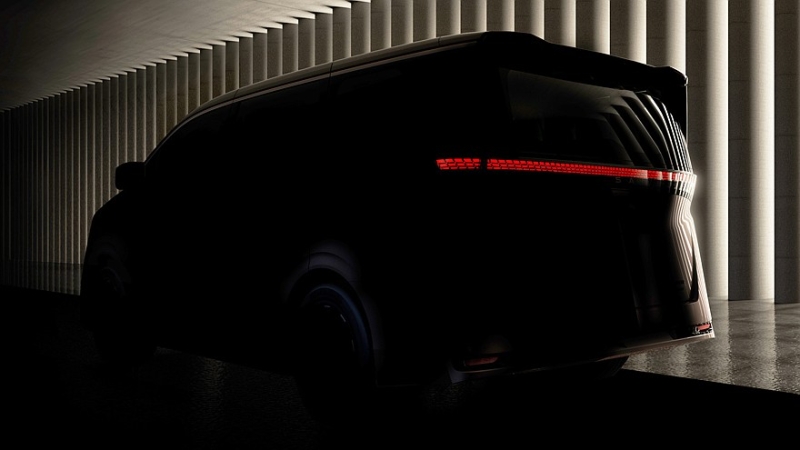 Nissan готовит «богатый» минивэн Elgrand нового поколения: первые тизеры