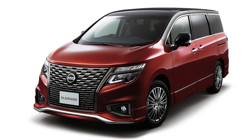 Nissan готовит «богатый» минивэн Elgrand нового поколения: первые тизеры