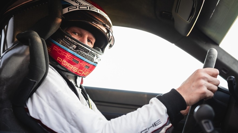 Porsche 911 GT3 стал самым быстрым спорткаром с МКП на Нюрбургринге