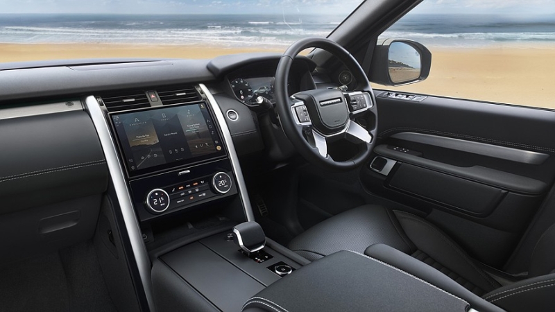 Land Rover Discovery получил пару особенных версий в честь юбилея