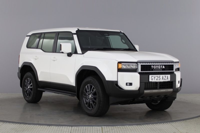 Актуальный внедорожник Toyota Land Cruiser Prado превратили в фургон