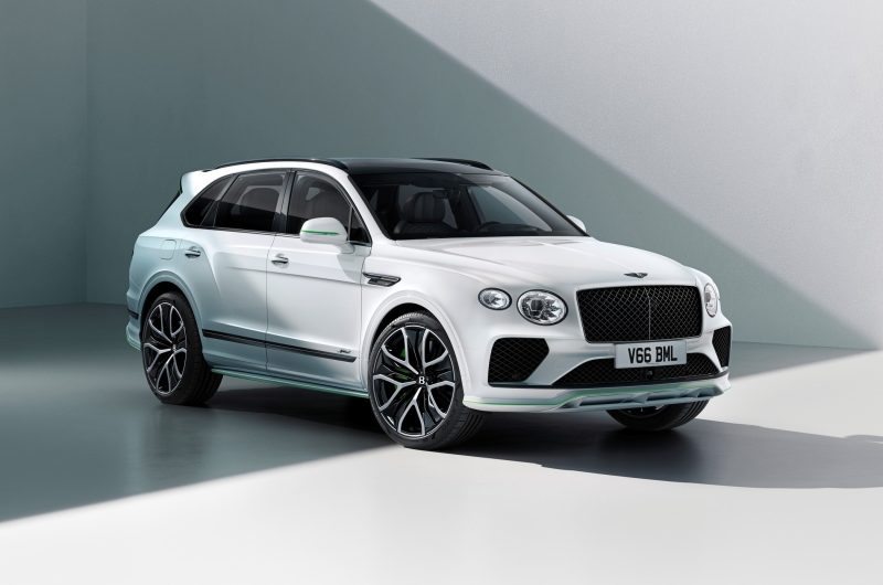 Обновлённый Bentley Bentayga Speed: минус 4 цилиндра, плюс 15 л.с. и дрифт-режим