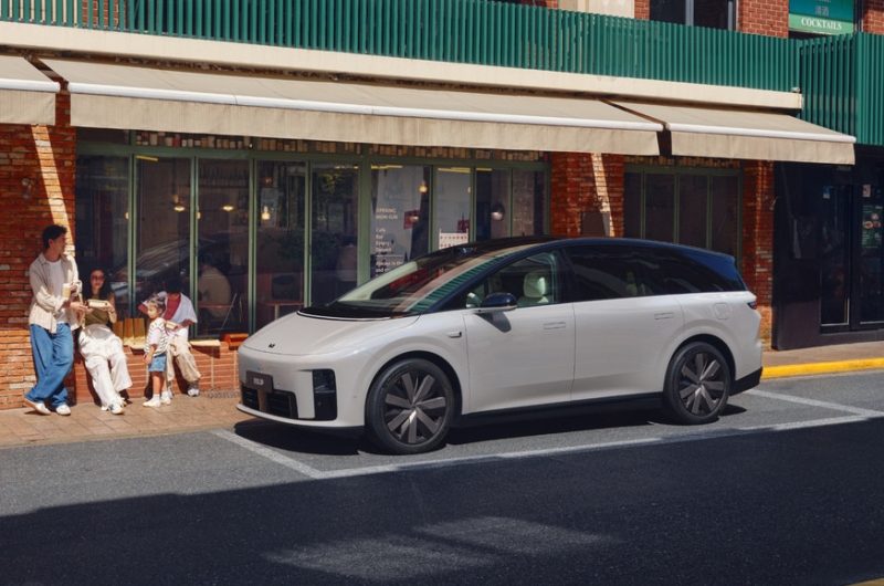 Полноприводный кроссовер Li i8 выходит на рынок: богатые комплектации, вдвое дешевле Model X