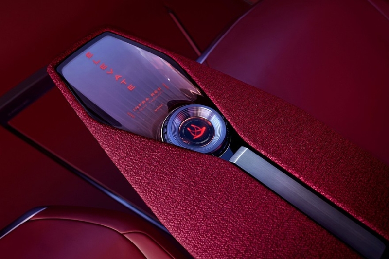Cadillac Elevated Velocity: мощное кросс-купе с вибрирующим кузовом и спа-салоном