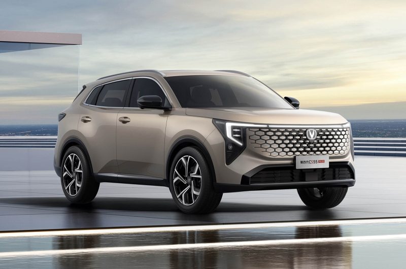 Changan ещё раз освежил CS55 Plus: новый салон, иная внешность, но прежняя техника