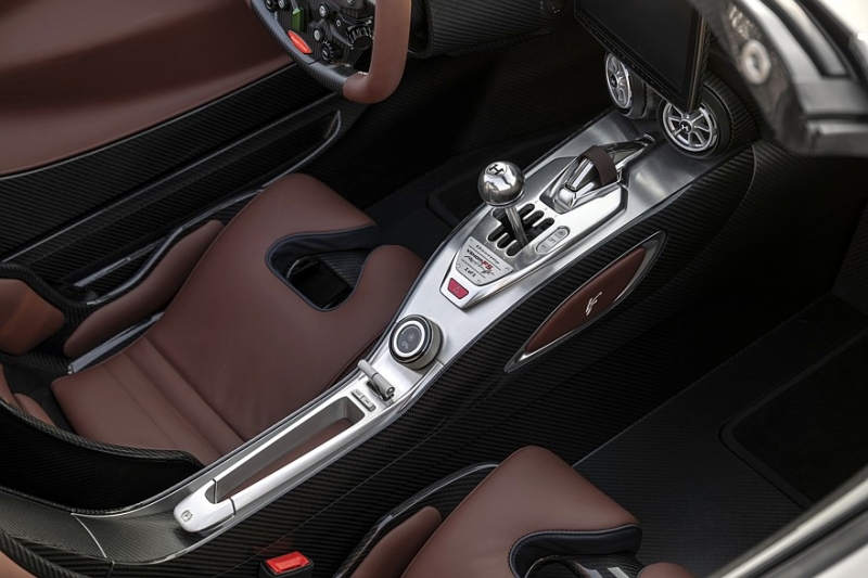 Hennessey Venom F5 Revolution LF: форсированный до 2059 л.с. V8, МКП и задний привод