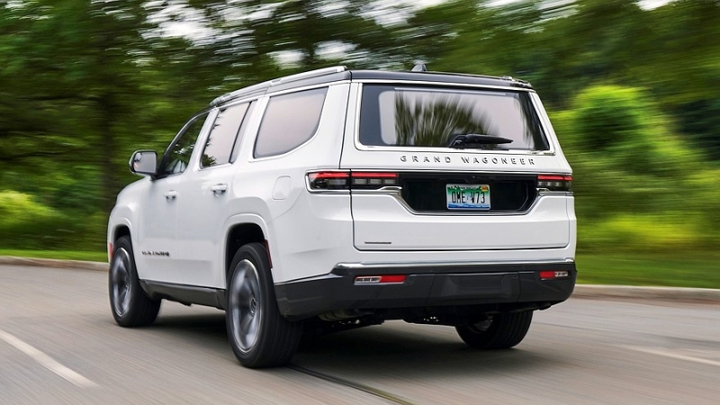 Обновлённый Jeep Grand Wagoneer готовится к премьере: первая фотография