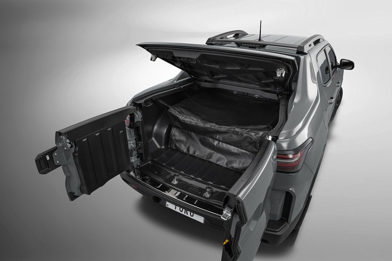 Представлен обновлённый пикап Fiat Toro: внушительнее, но не особо богаче