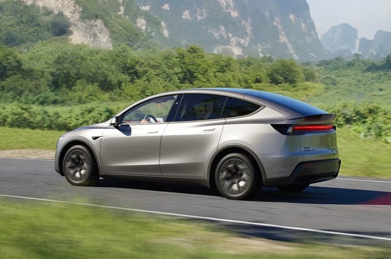 Теперь горбатый: кроссовер Tesla Model Y обрёл в Китае распухшую версию L