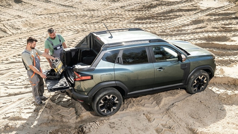 Без бразильского размаха: Dacia Duster превратился в куцый пикап с двухрядной кабиной