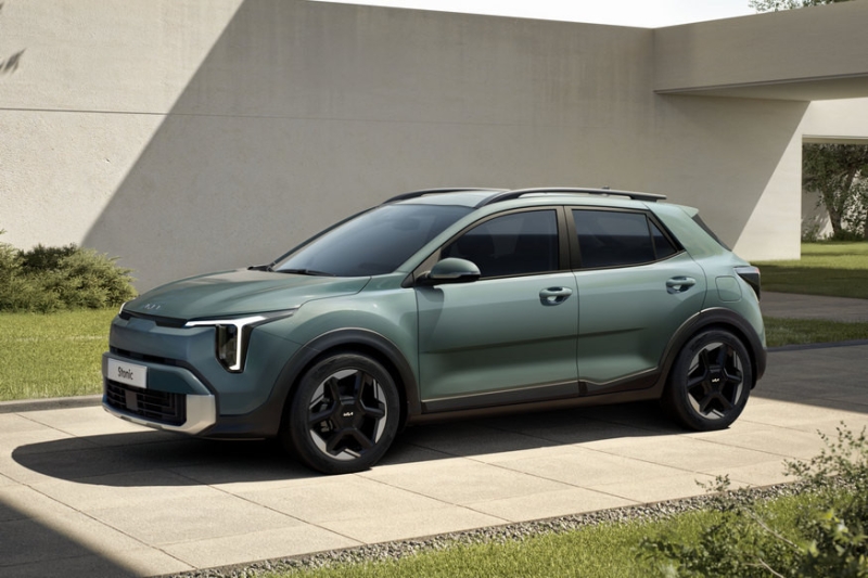 Бюджетный кроссовер Kia Stonic сменил имидж после рестайлинга