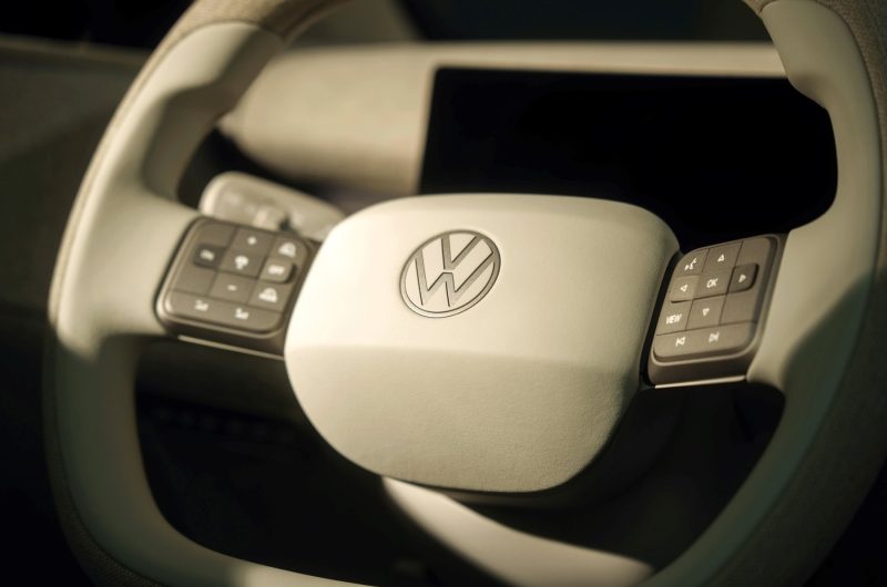 Концерн Volkswagen на пороге новой катастрофы с ПО: сделка с Rivian не работает как надо