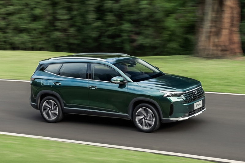 Новый кроссовер Jetta VS8 предложен с привлекательными ценами