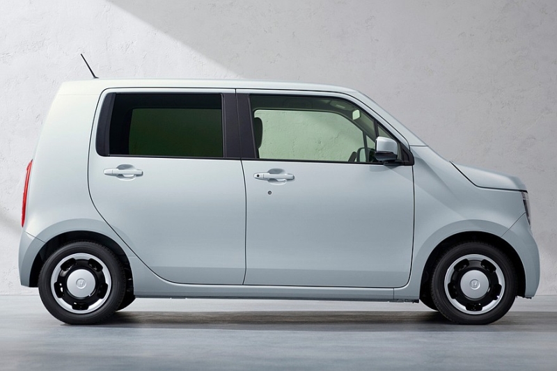 Обновлён теряющий покупателей компакт Honda N-WGN