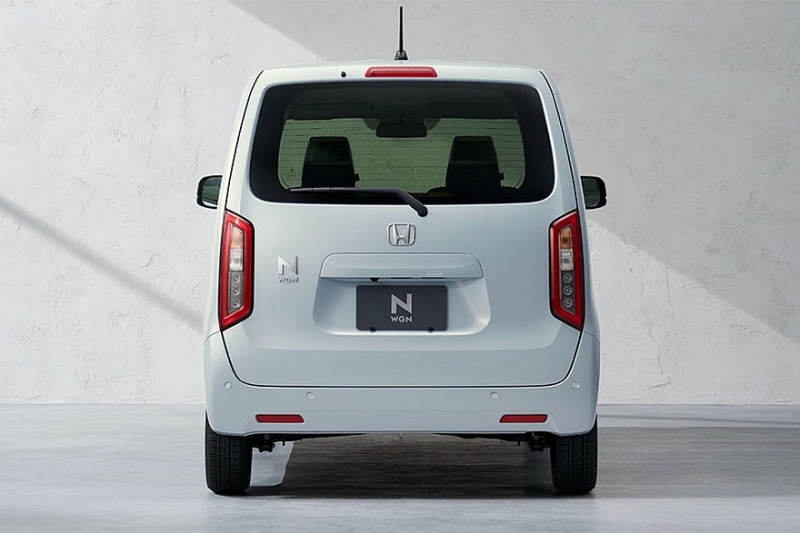 Обновлён теряющий покупателей компакт Honda N-WGN