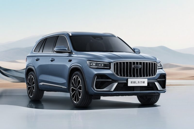 Обновлённый Geely Monjaro: более мощный мотор и модное табло