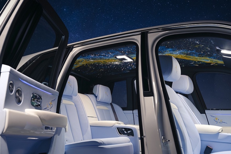 Rolls-Royce создал эксклюзивную космическую версию Cullinan