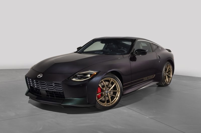 Спорткар Nissan Z обзавёлся новой спецверсией Heritage в честь 300ZX