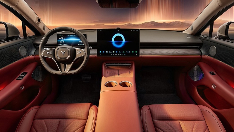 Voyah рассекретила официальное имя кроссовера и начала принимать заказы на седан Passion L