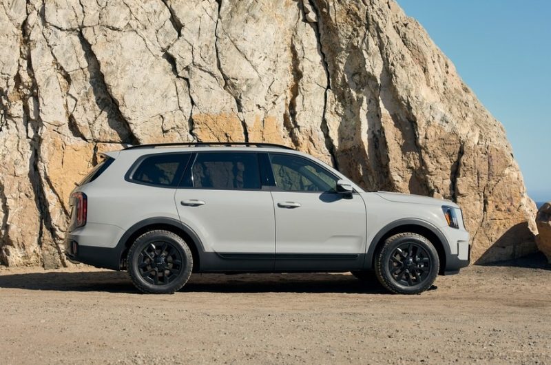 Анонсирован большой кроссовер Kia Telluride нового поколения