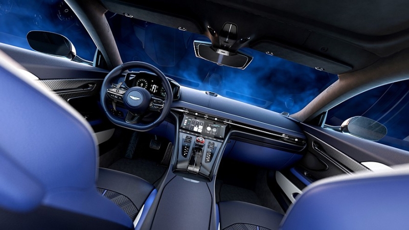 Aston Martin DB12 S: доработанное шасси и 700-сильный V8 с особо сочным звуком