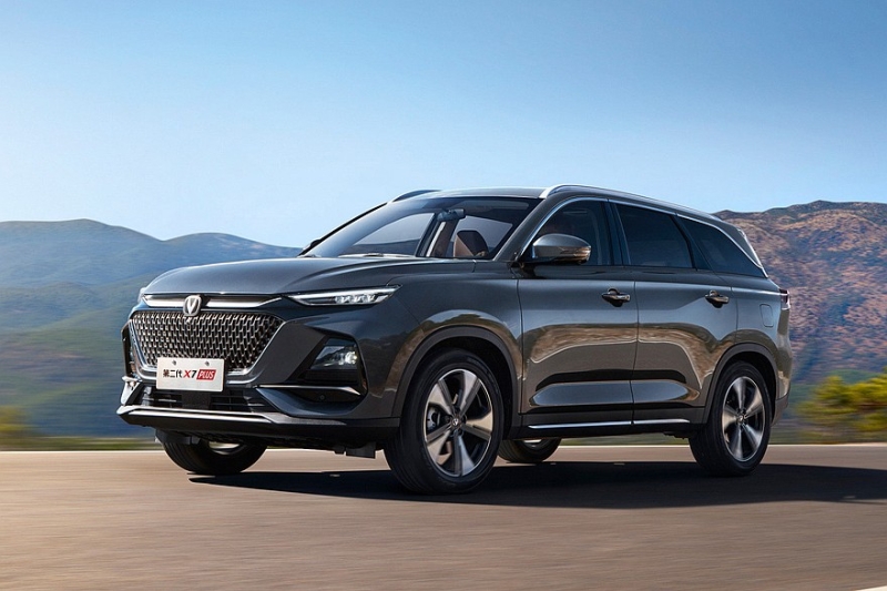 Changan CS75 Pro, бывший &laquo;престижный&raquo; Oshan, получил новый салон и более мощный мотор