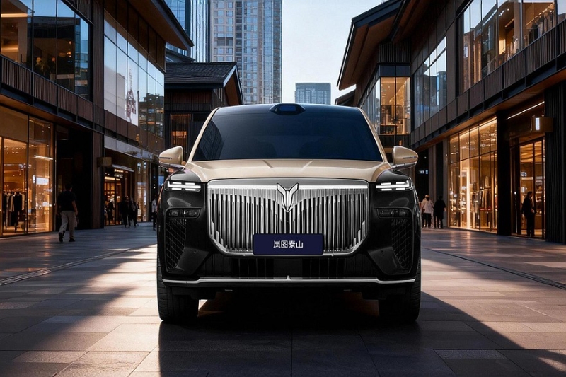 Dongfeng полностью раскрыл интерьер кроссовера Voyah Taishan, который привезут в Россию