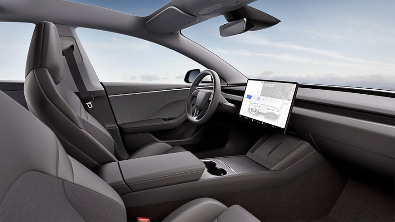 Голые и смешные: Tesla представила «дешёвые» Model Y Standard и Model 3 Standard