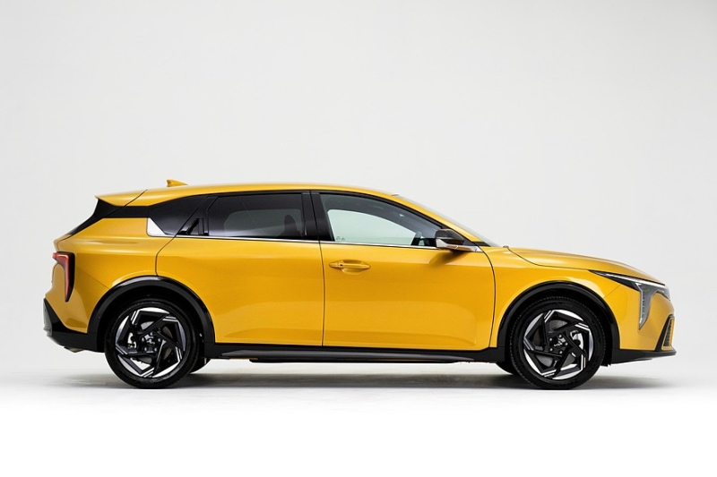 Хэтчбек Kia K4 приготовился к старту продаж в Европе, на очереди – универсал