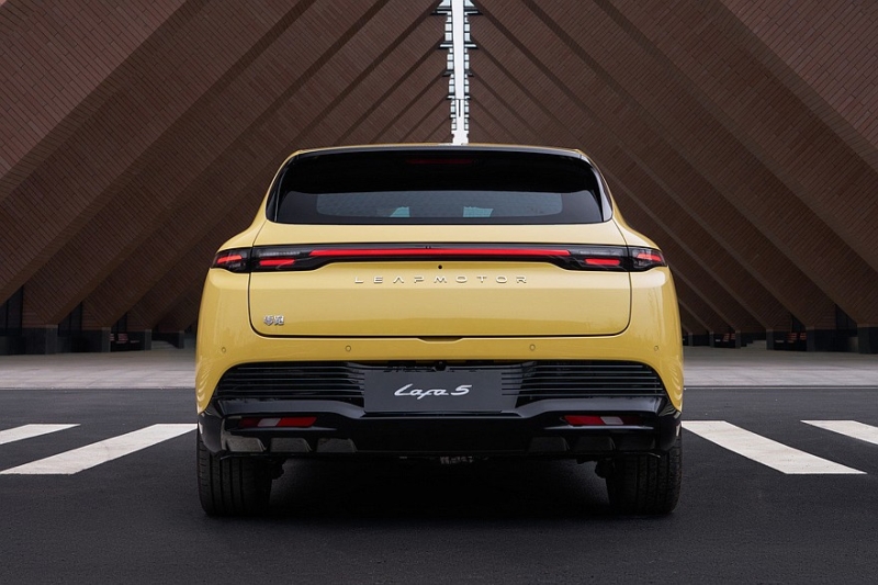Хэтчбек Leapmotor Lafa 5, он же B05 для Европы: показан интерьер