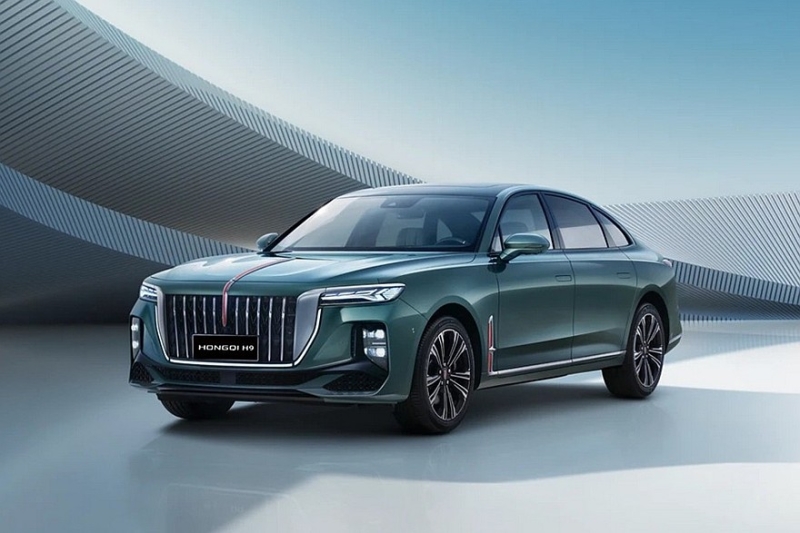 Обновлённый седан Hongqi H9 появился в России: V6 и полный привод