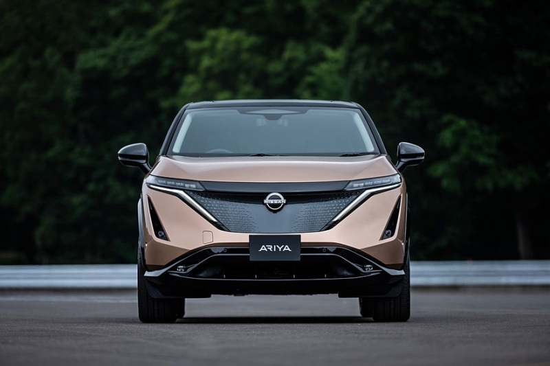 Премьеры Nissan: рестайлинговая Ariya, новый Elgrand и китайский седан N7