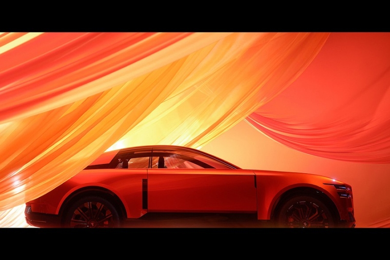 Премьеры Toyota: будущая Corolla, внедорожное купе Century и шестиколёсный минивэн Lexus LS