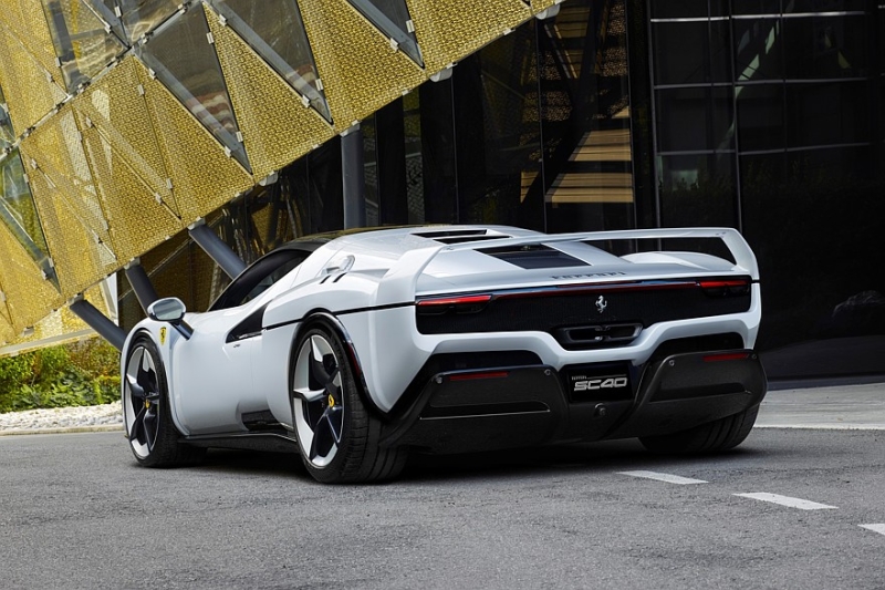 Уникальный суперкар Ferrari SC40: дизайн в духе Ferrari F40 и техника от Ferrari 296 GTB