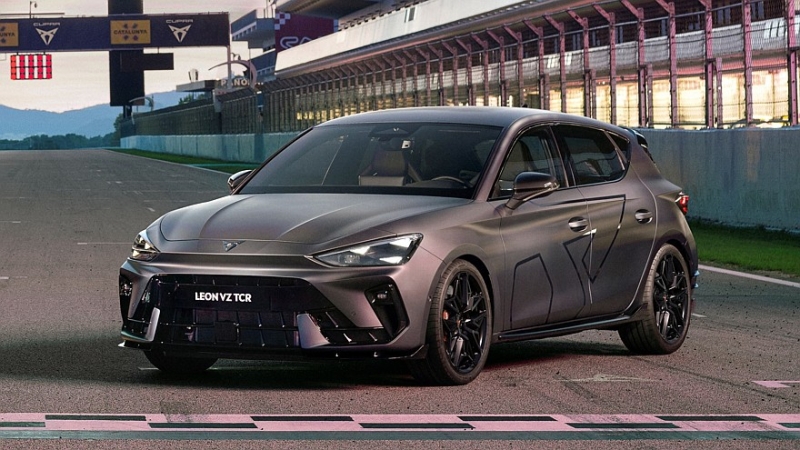 Cupra Leon обзавёлся самыми мощными переднеприводными версиями VZ и VZ TCR