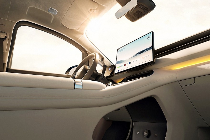 Geely Galaxy V900 готовится к старту продаж: минивэн уже установил необычный рекорд