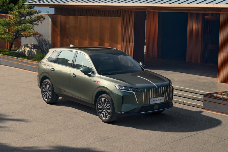 Кроссовер-рекордсмен Hongqi HS6 выходит на рынок