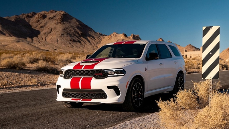 Кроссоверу Dodge Durango возвращена вся моторная гамма, включая базовый V6