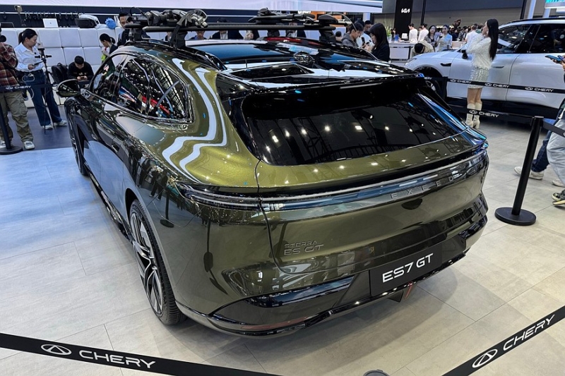 Линейку Exeed пополнит универсал Sterra ES7 GT: «живые» фото