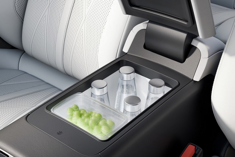 Непопулярный кроссовер Zeekr X стал мощнее и обрёл доработанный салон