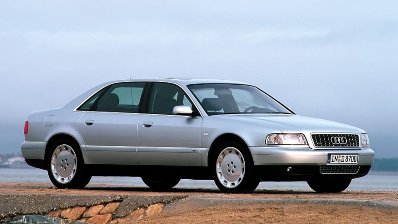 Новая Audi A8: какой она может быть