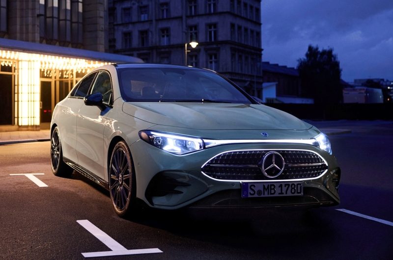 Новый гибридный Mercedes-Benz CLA выходит на рынок: розетка не нужна, есть полный привод