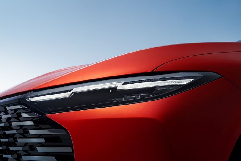 Обновлённый Ford Mondeo: официальные фото и дата запуска