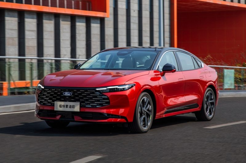 Обновлённый Ford Mondeo: официальные фото и дата запуска