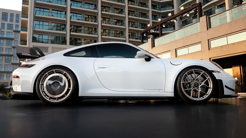 Porsche 911 GT3 Manthey Kit: более эффективная аэродинамика и доработанное шасси