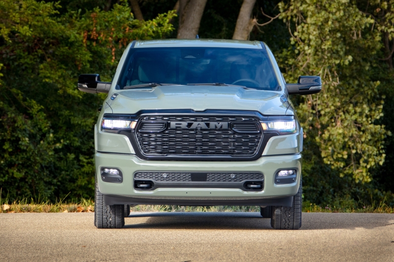 Ram скоро представит две SRT-модели и готовит свой первый большой внедорожник